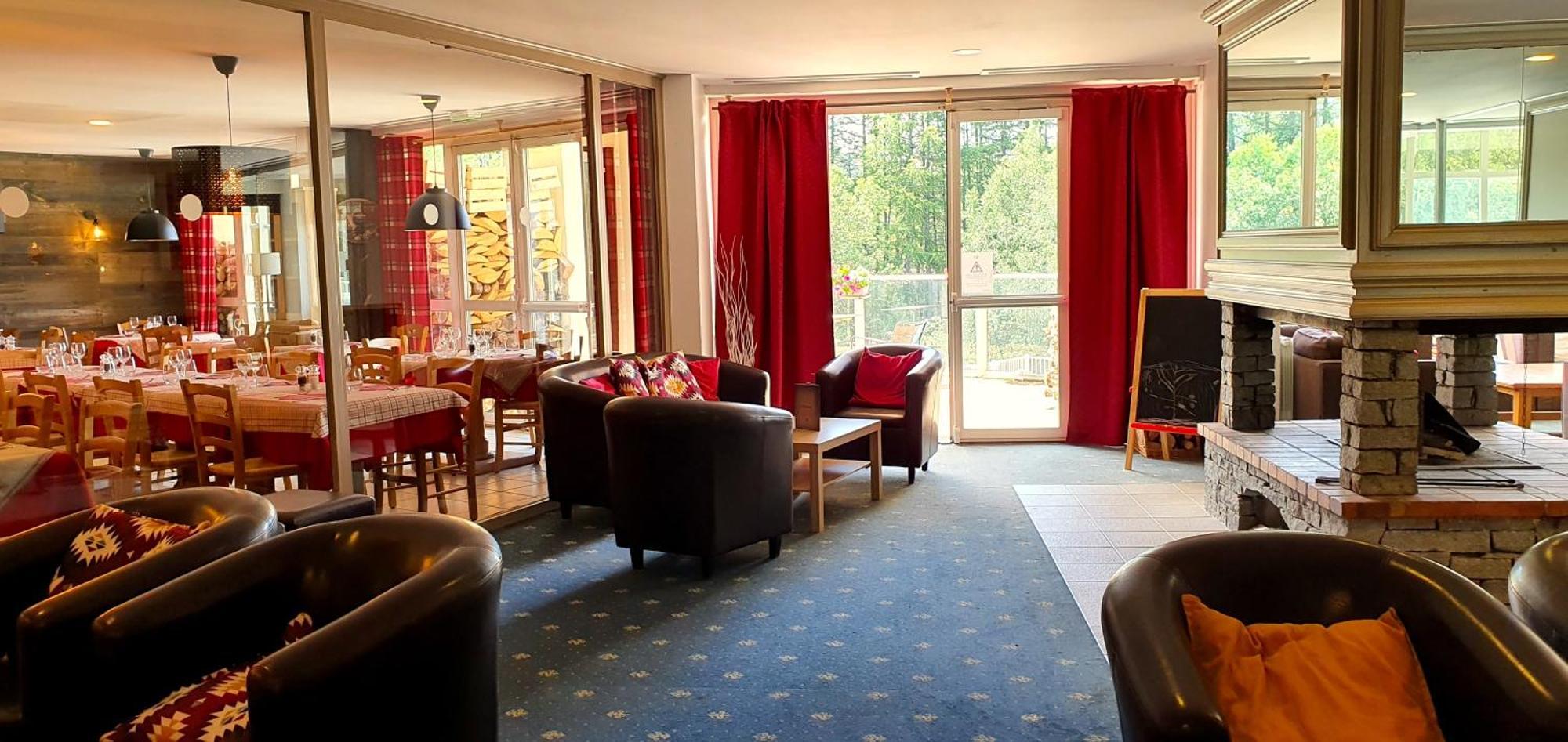 אלפה ד'הואז *Nouveau* Pied Des Pistes * Piscine Ext. Chauffee* מראה חיצוני תמונה